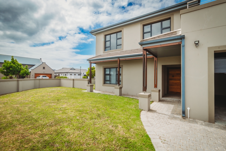 3 Bedroom Property for Sale in Blue Mountain Village Western Cape